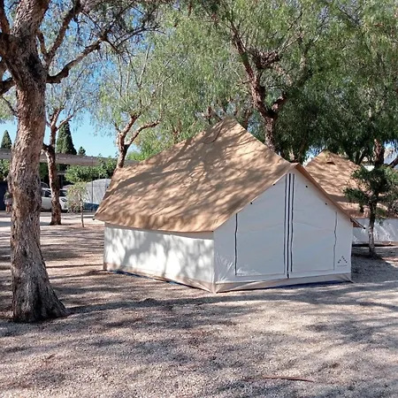 مكان تخييم Wecamp *