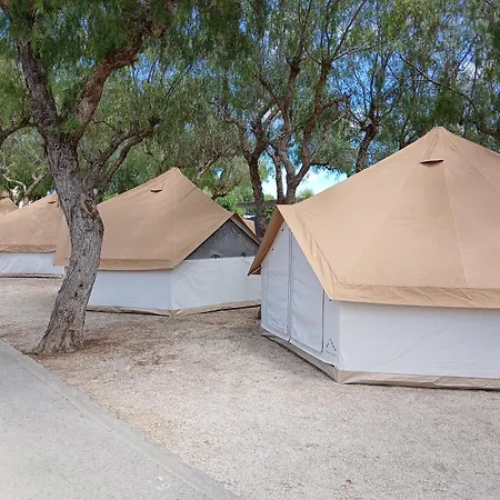 Wecamp * خافييا